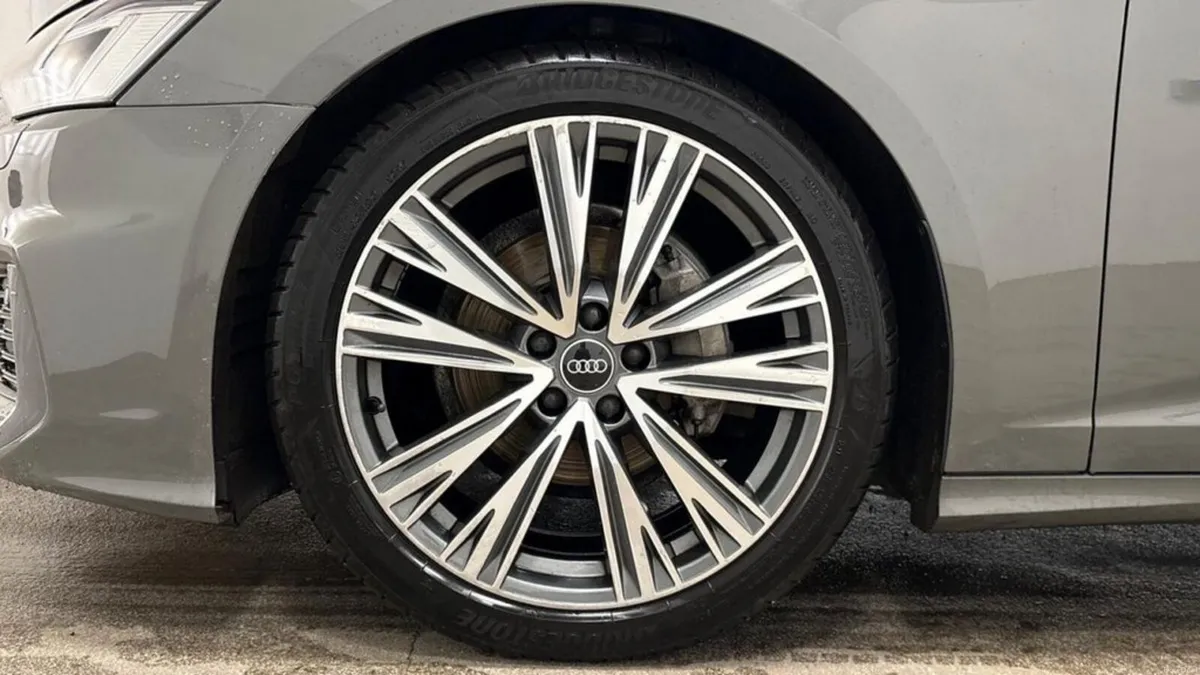 2.0 TDI 40 S line Saloon 4dr Diesel S Tronic Euro - Image 4