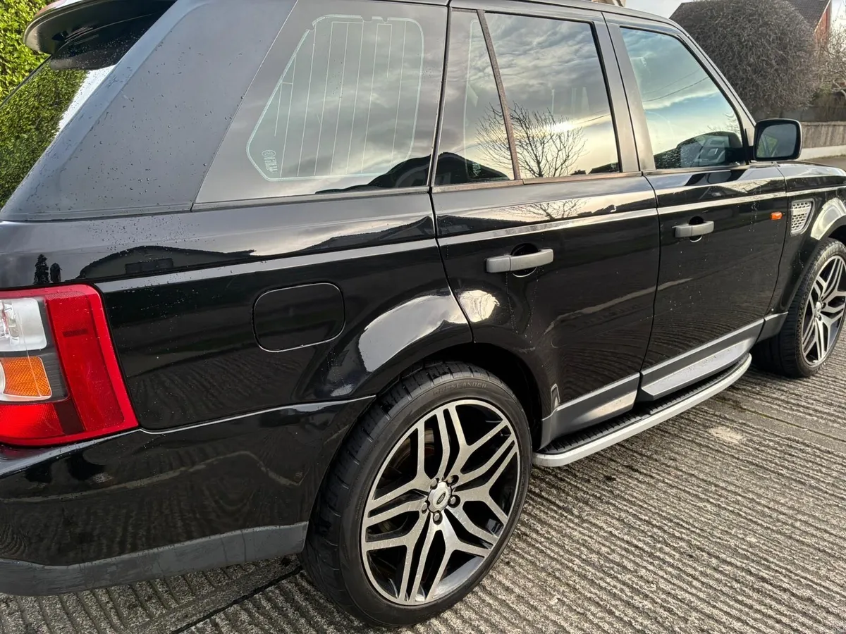Range Rover Sport HSE - Image 1