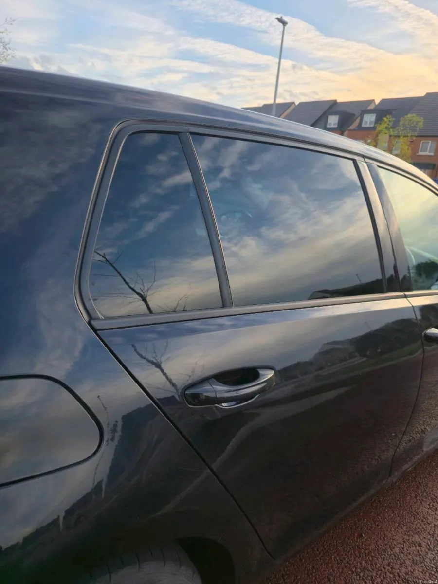 2017 Volkswagen Golf 1.2 TSI BlueMotion - Image 3