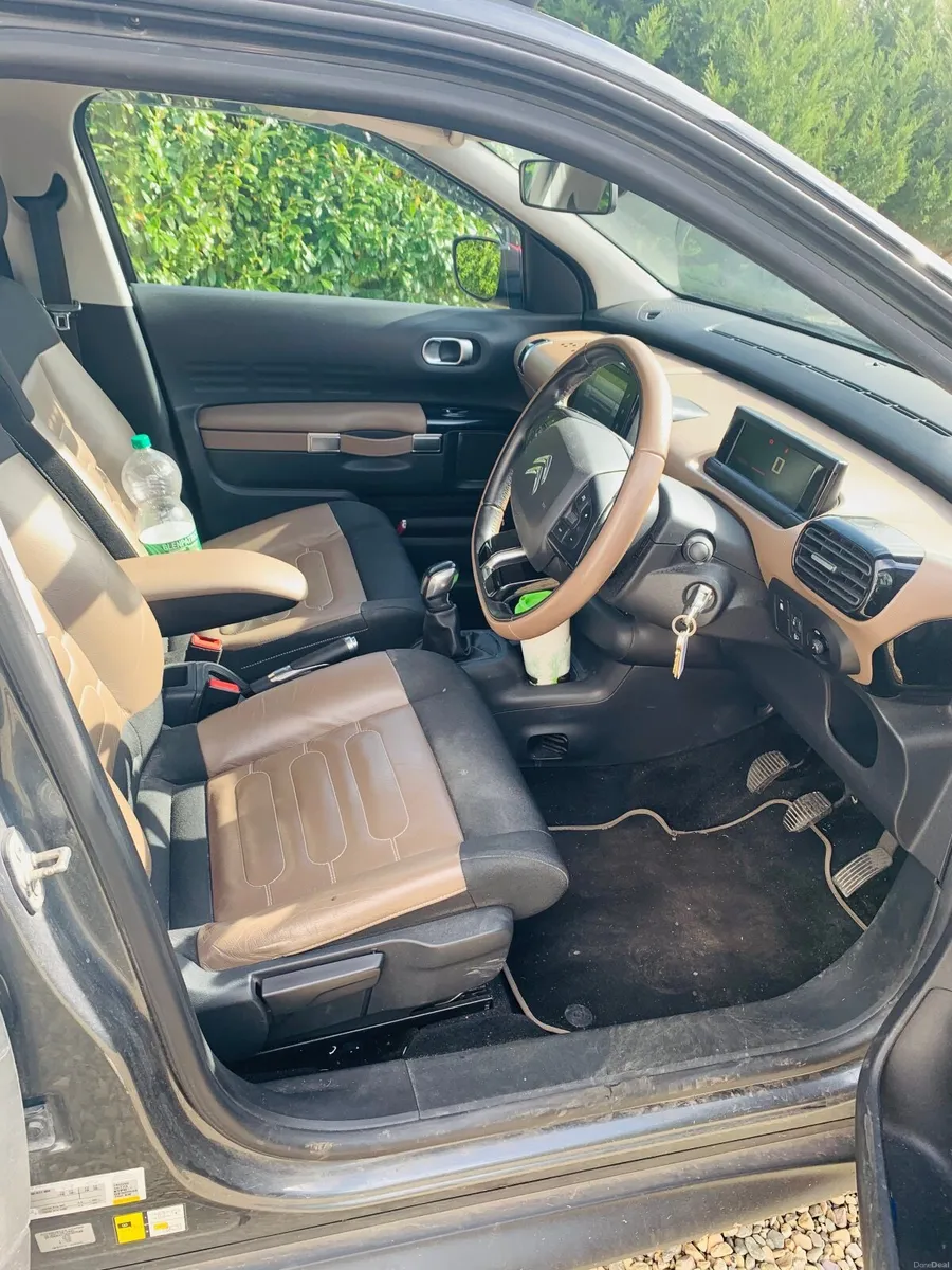 Citroen C4 Cactus 1.6HDi Manual - Image 2