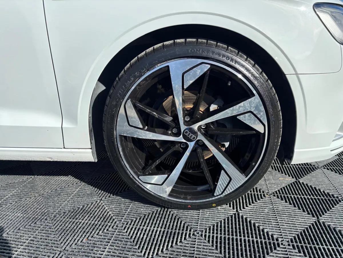 Audi A3 Audi A3 1.4 TFSI, Petrol, auto, fully load - Image 3