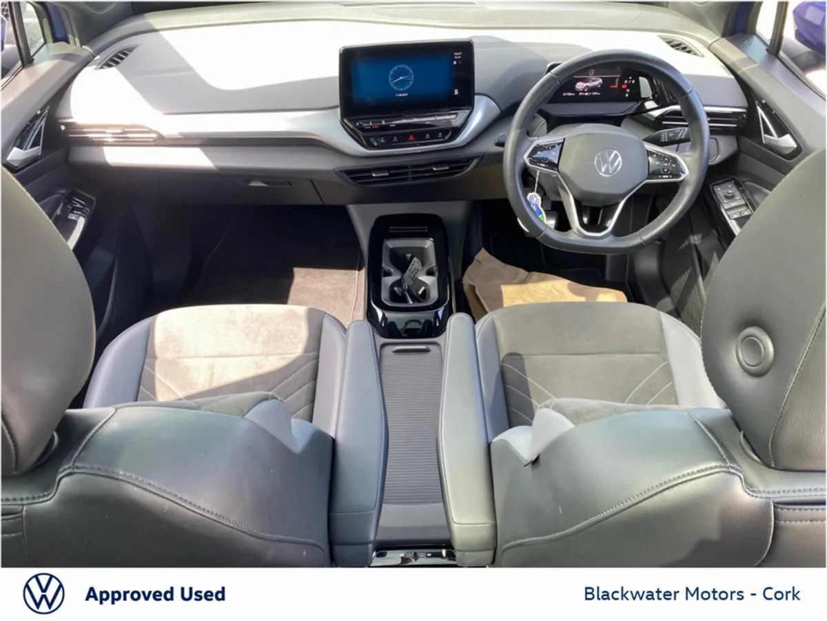 Volkswagen ID.4 FAMILY 77KWH 204BHP WITH PANORAMIC - Image 3