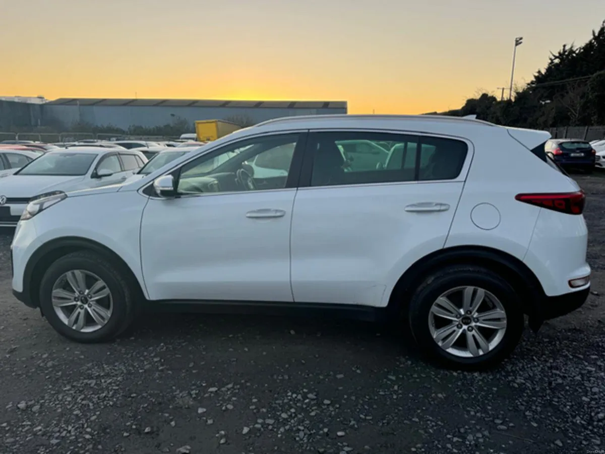 Kia Sportage 1.7 Diesel - Image 3
