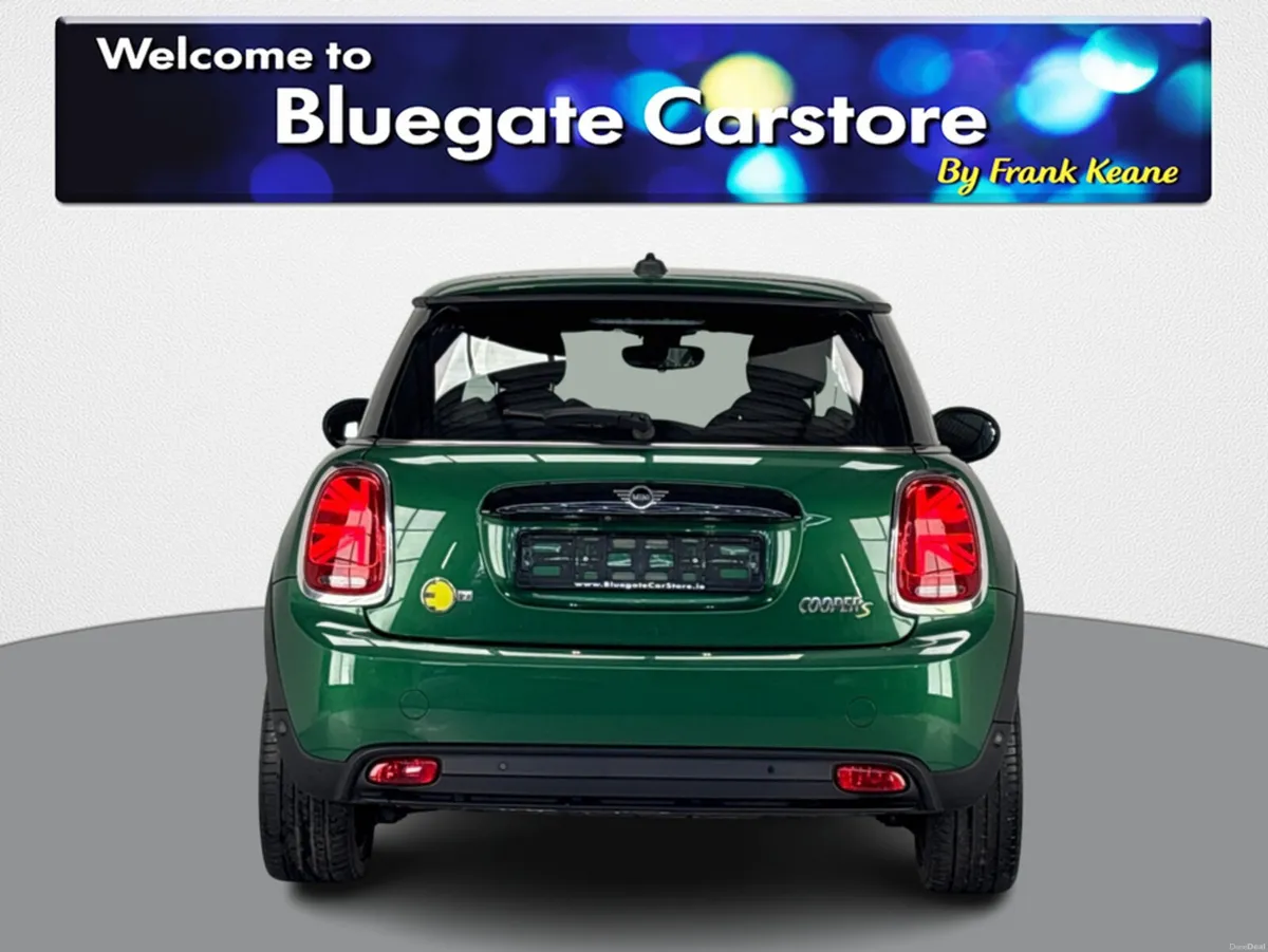 Mini Cooper ELECTRIC LEVEL 2**Touchscreen Media**D - Image 4