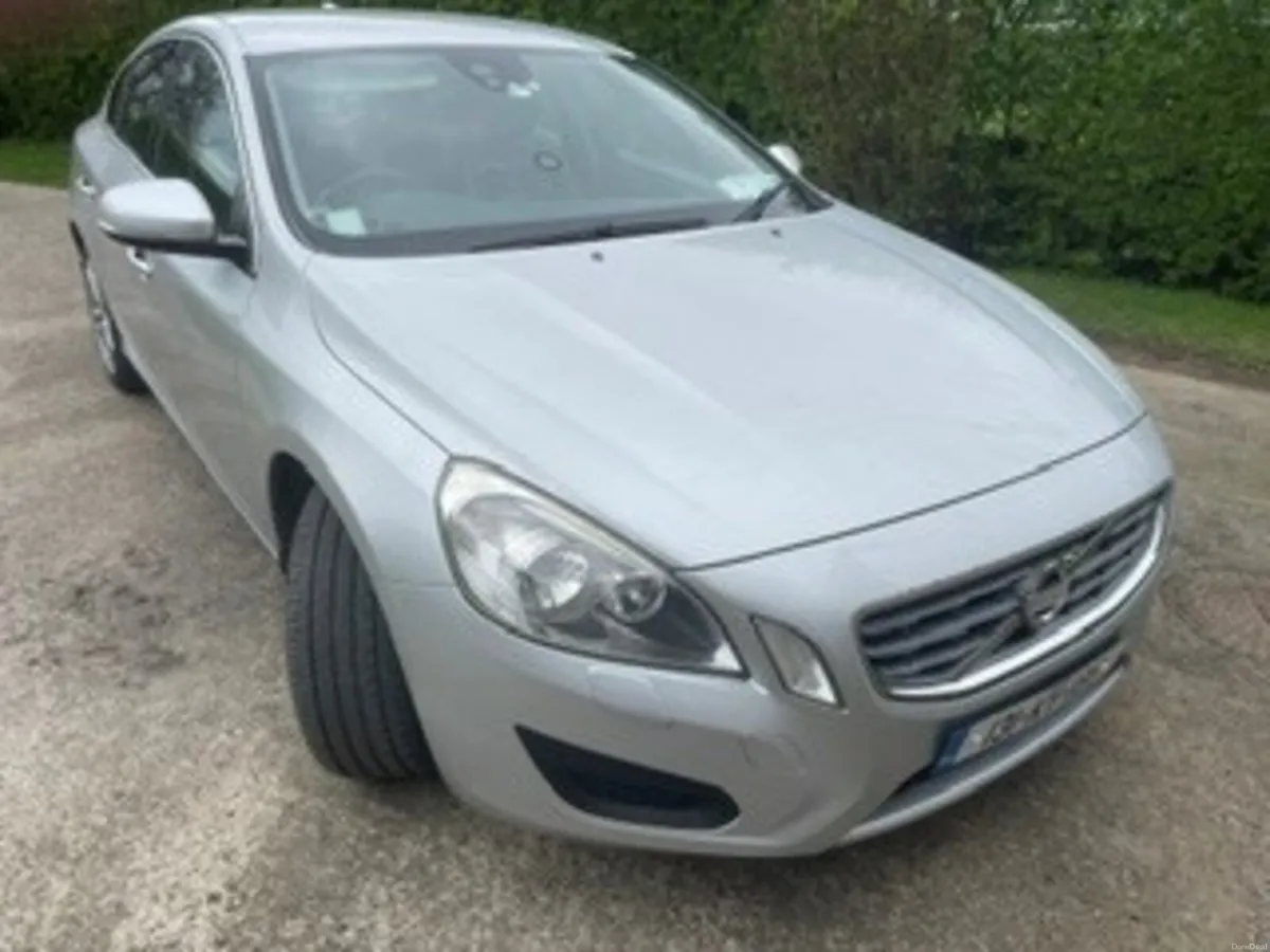 Volvo S60 - Image 1