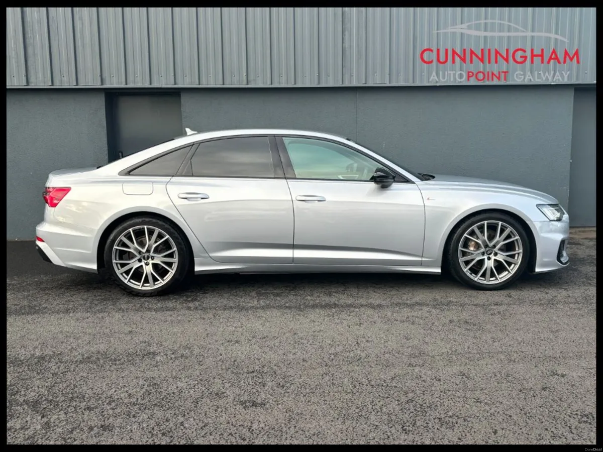 Audi A6 40 TDi S-Line Black Edition Auto - Image 3