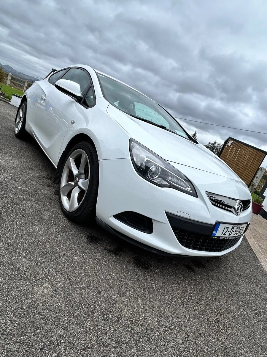 Vauxhall Astra 2012 - Image 4
