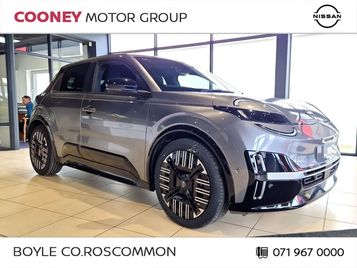 Nissan Micra 52 kWh Advance. High spec with big ba - Image 1