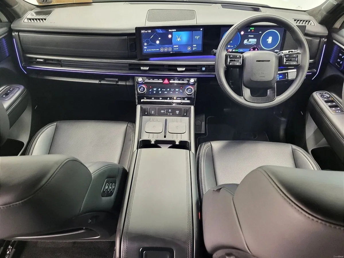 Hyundai Santa Fe 1.6 PHEV 4WD Premium Calligraphy - Image 4
