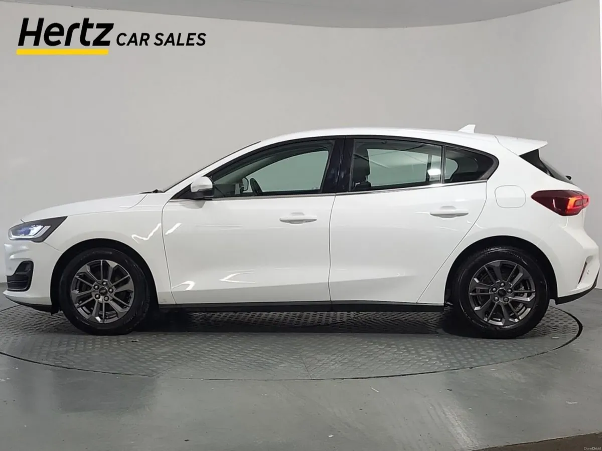 Ford Focus TITANIUM 1.0T Petrol Manual - Image 4