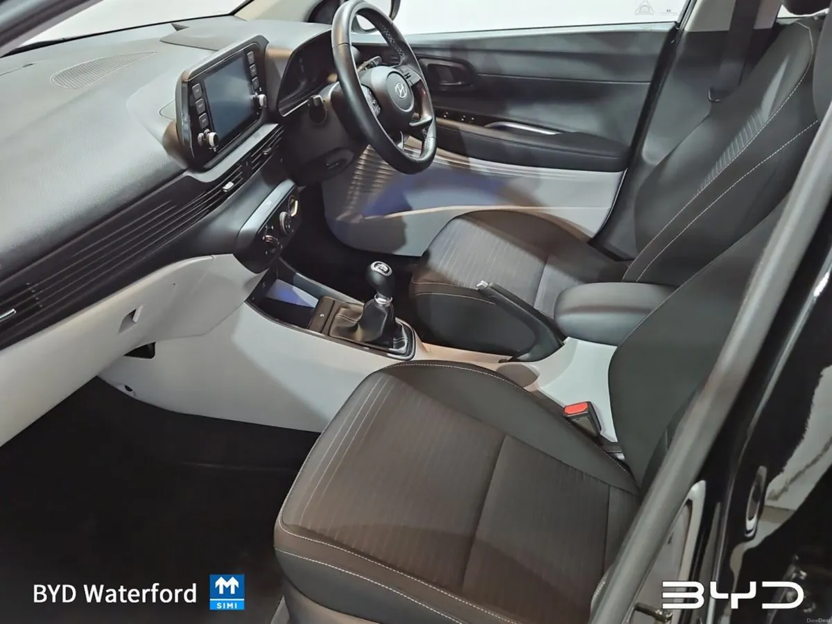 Hyundai i20 1.2 Deluxe Plus - Rear Parking Sensors - Image 4