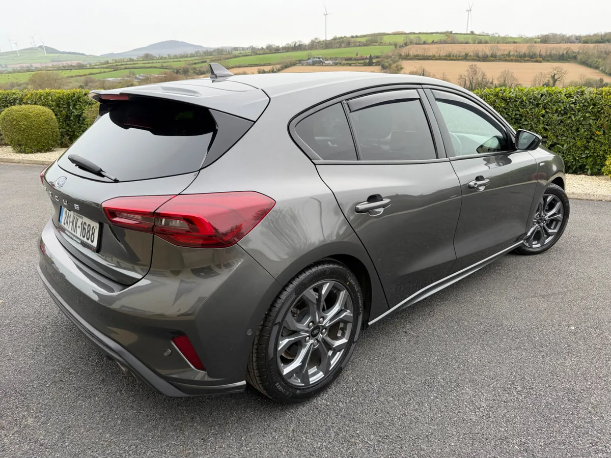 2024 (241)Ford Focus 1.5 Diesel ST Line Auto 5Dr - Image 4