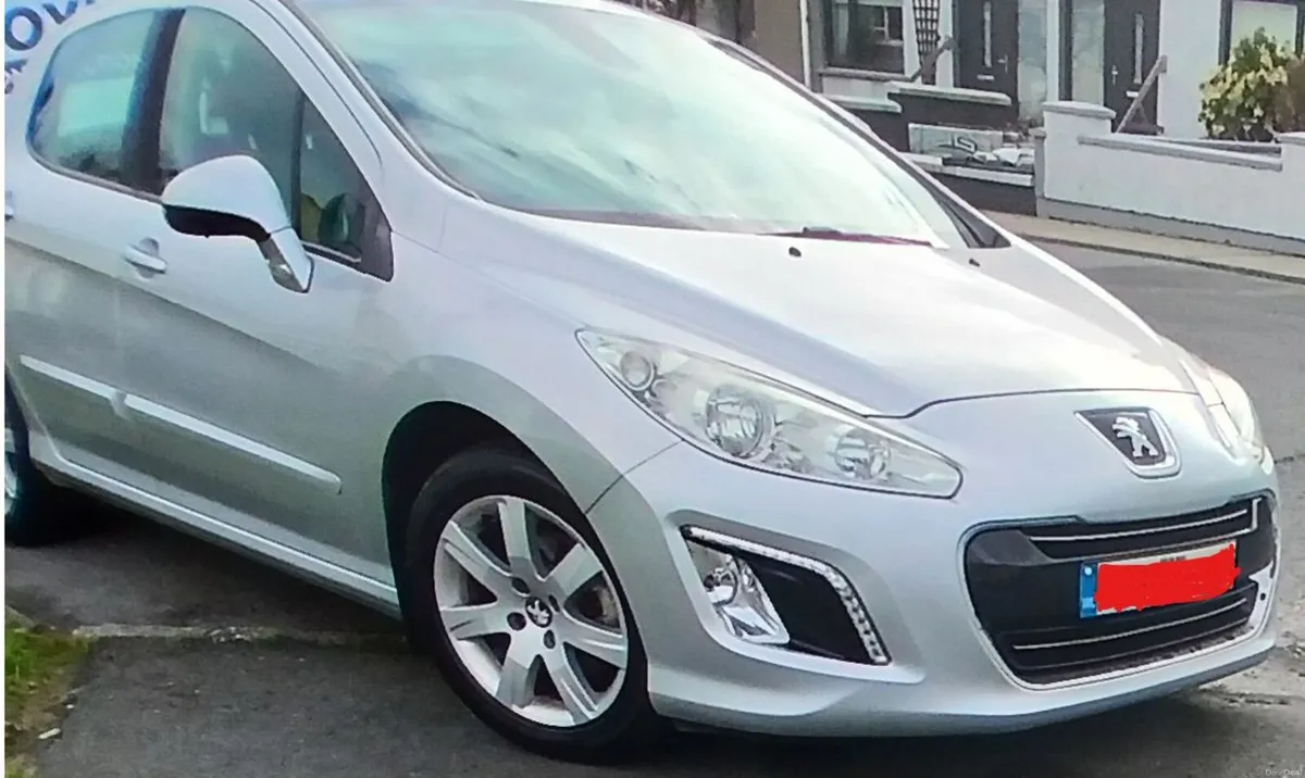 Peugeot 308 2012 - Image 1