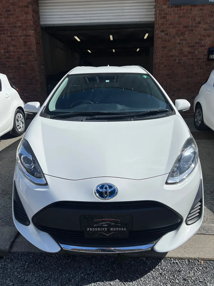 Toyota Aqua 2020 - Image 2