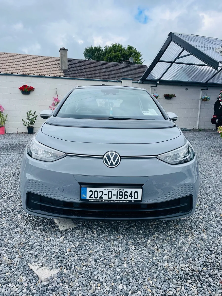 Volkswagen iD3 - Image 1
