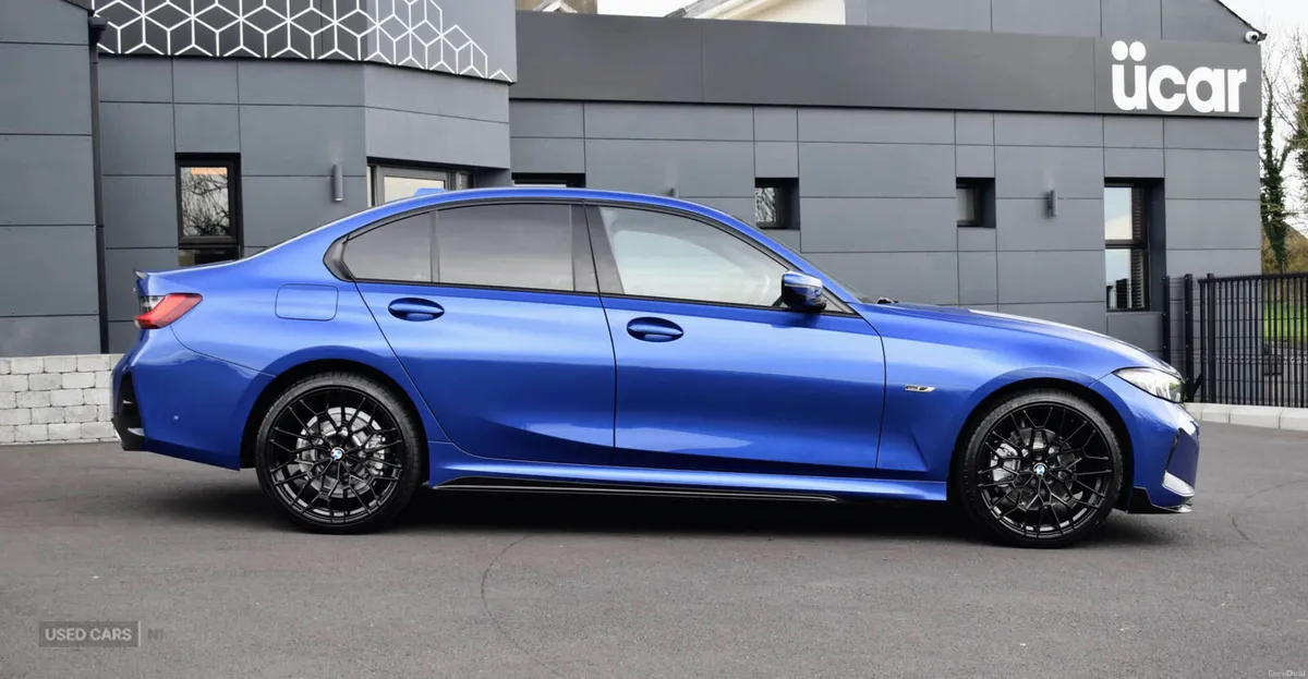 BMW 3-Series 2.0 330e M Sport Auto 4dr - Image 4