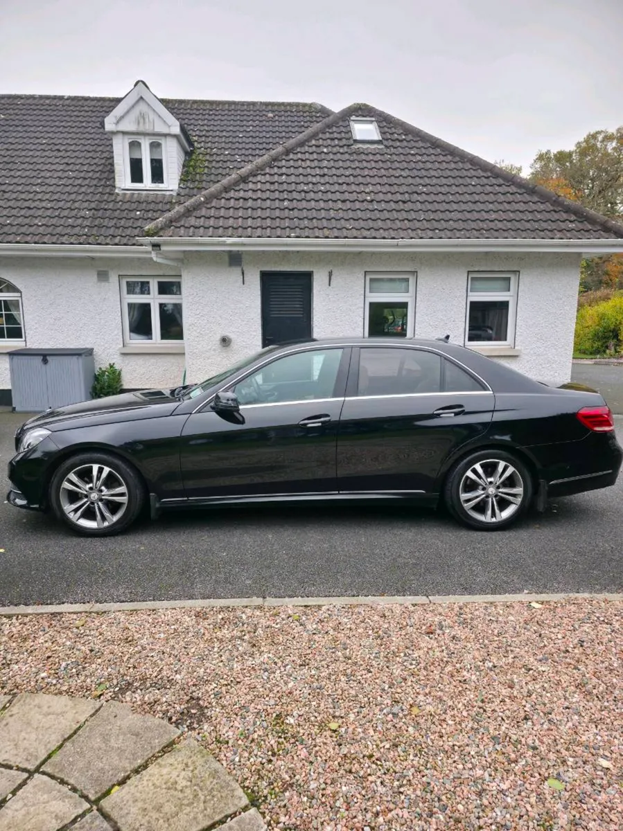 Mercedes E-Class 2.1D Non-Import - Image 1