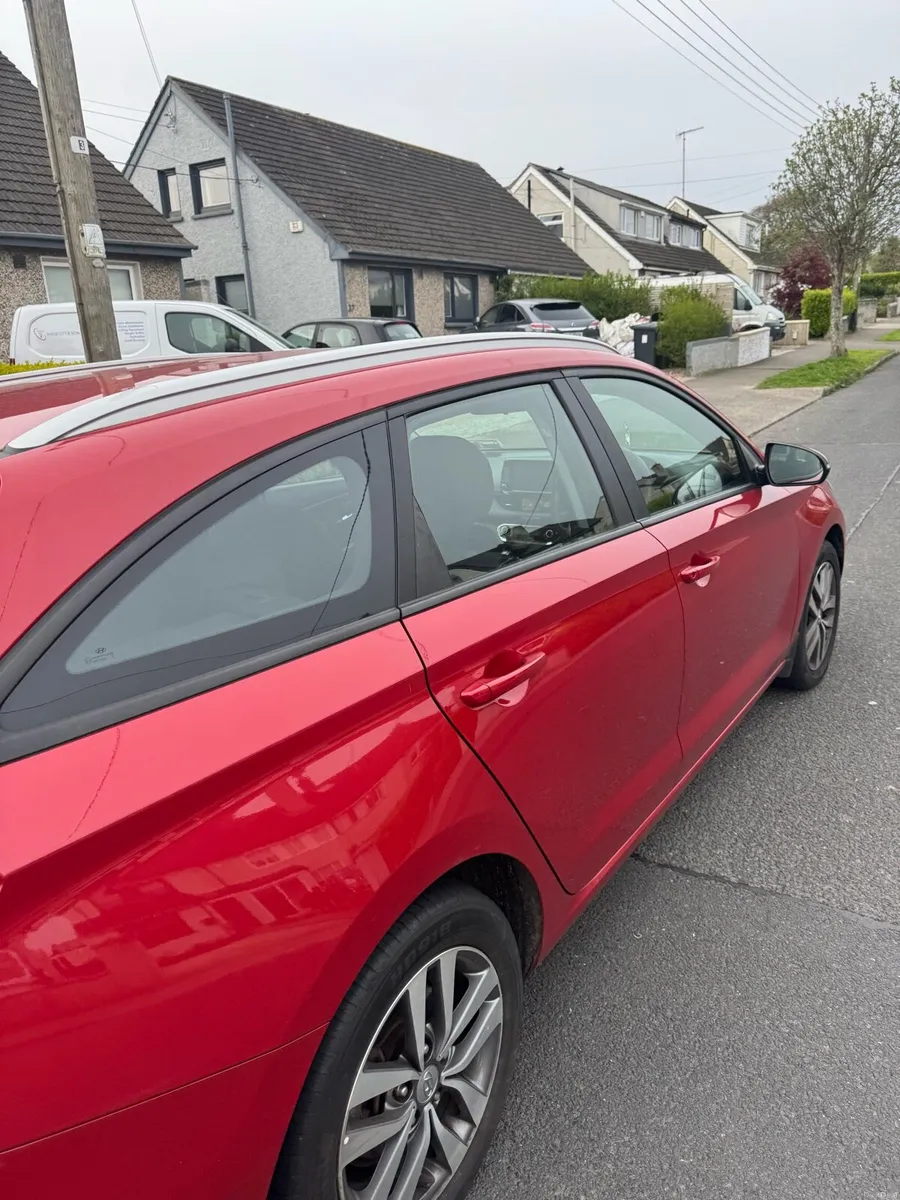 Hyundai I30 Estate - Image 3