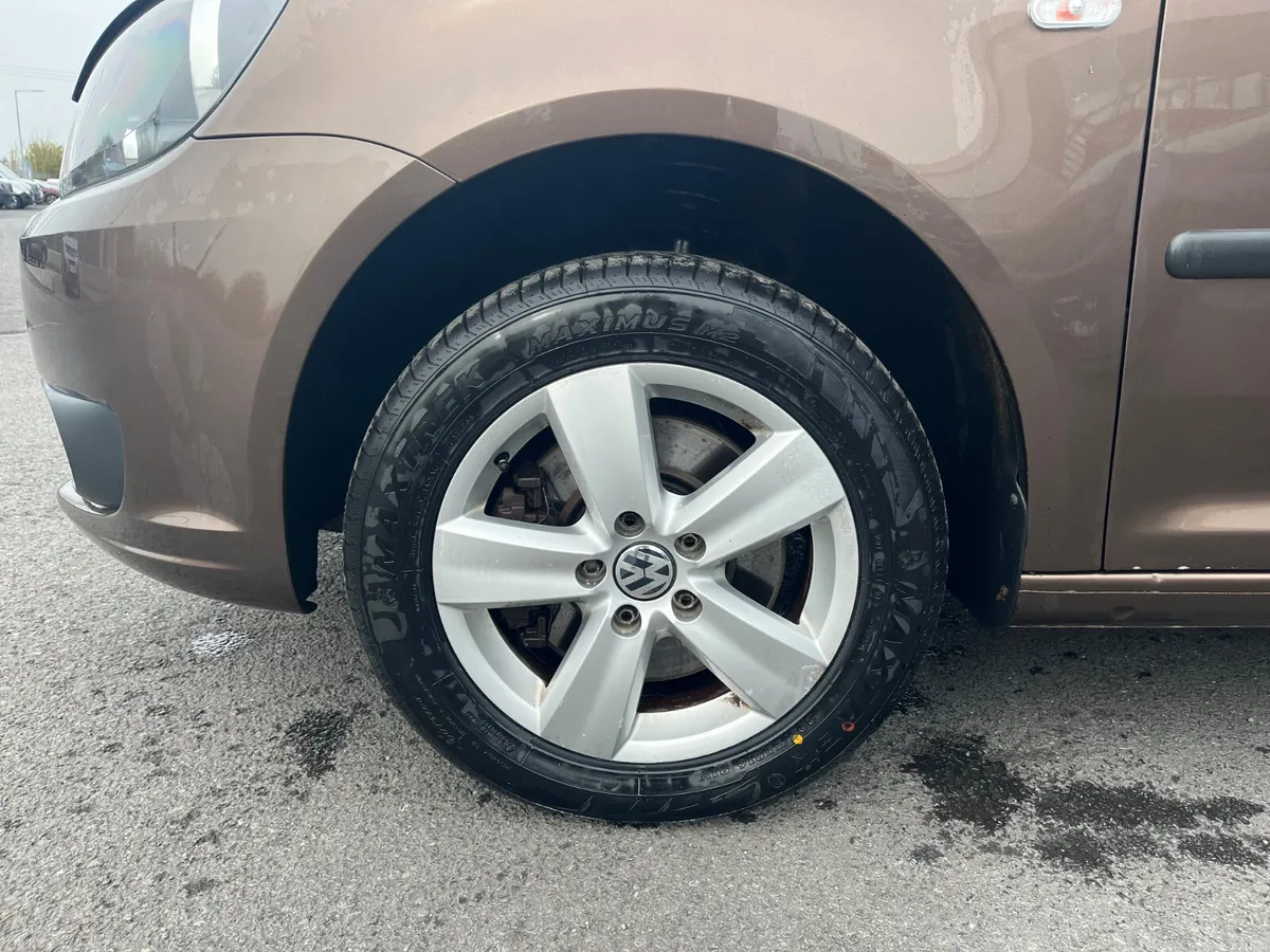 VW Caddy Wheelchair Accessible - Image 4