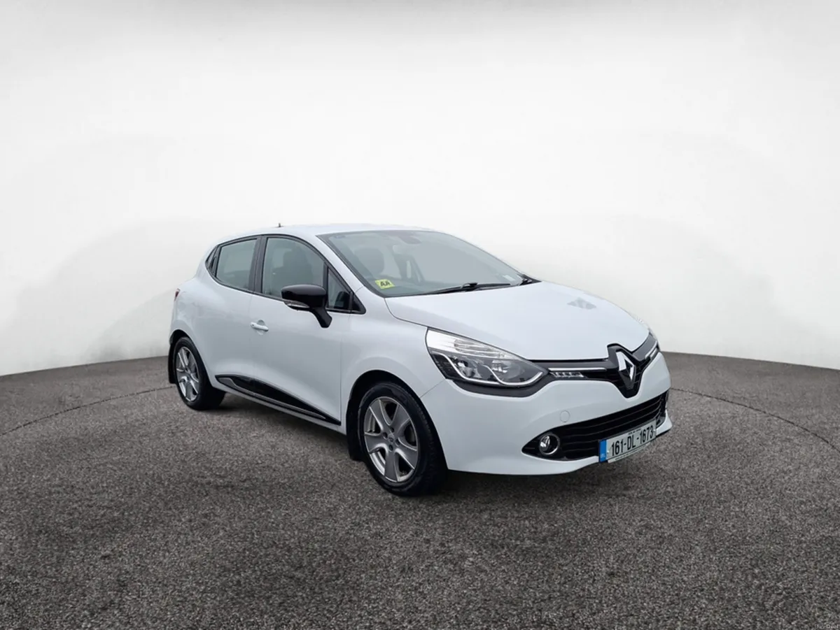 Renault Clio IV DYNAMIQUE NAV 1.2 PETR 4DR - Image 2
