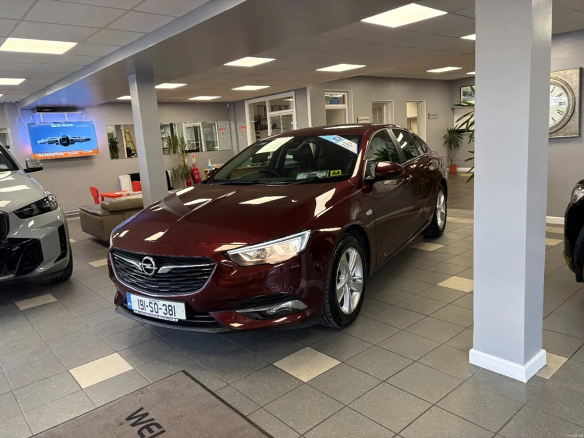 Opel Insignia GRAND SPORT SC 1.5 I 1 140PS 5DR - Image 1