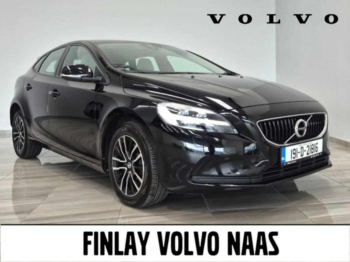 Volvo V40 D3 (150hp) Momentum Edition - Image 1