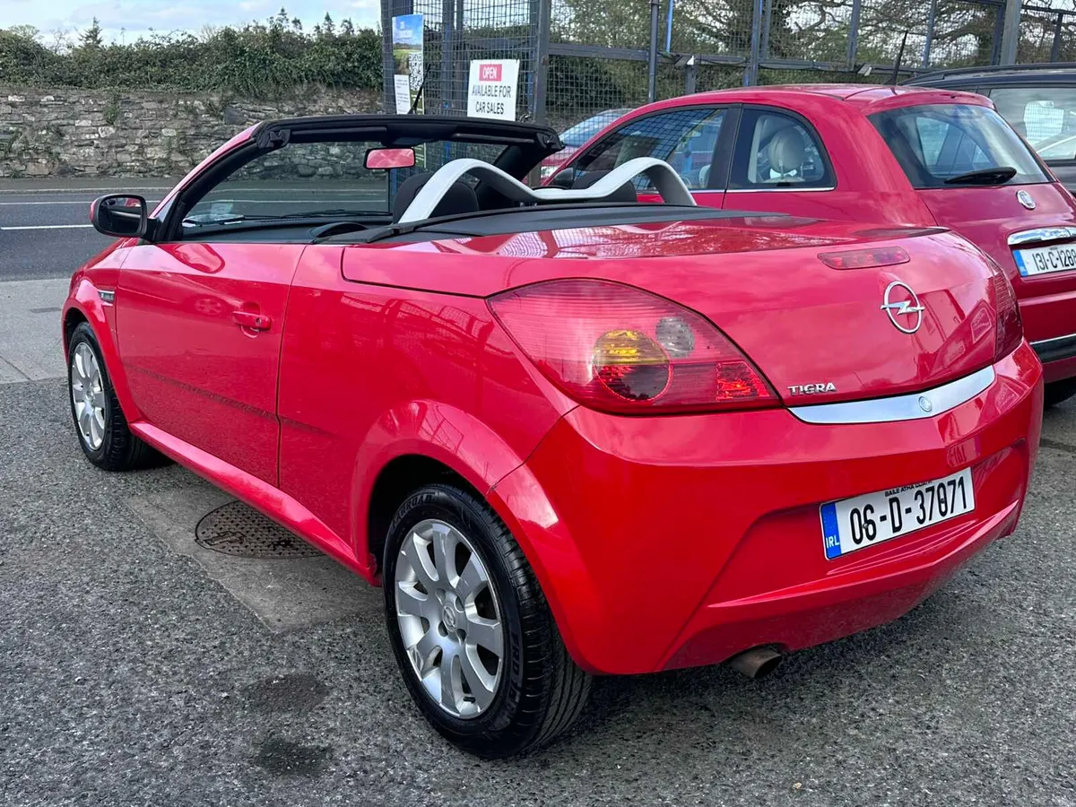 Opel Tigra 1.4 Convertible! - Image 4