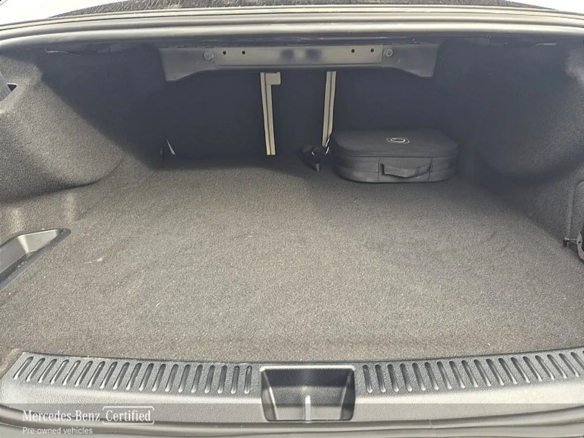 Mercedes-Benz E-Class E300de AMG Line Plus **252D - Image 6