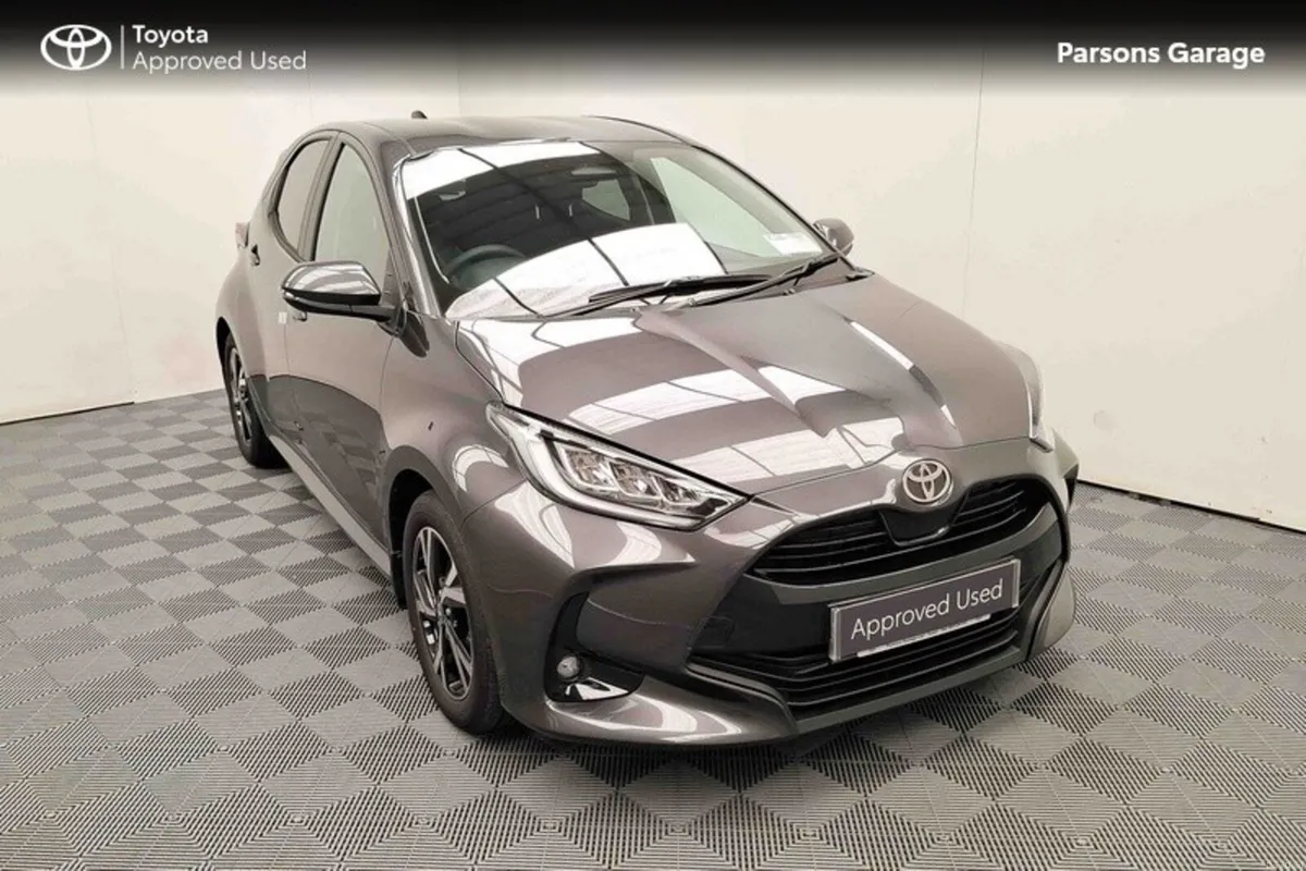 Toyota Yaris Yaris HEV Lunasport - Image 1