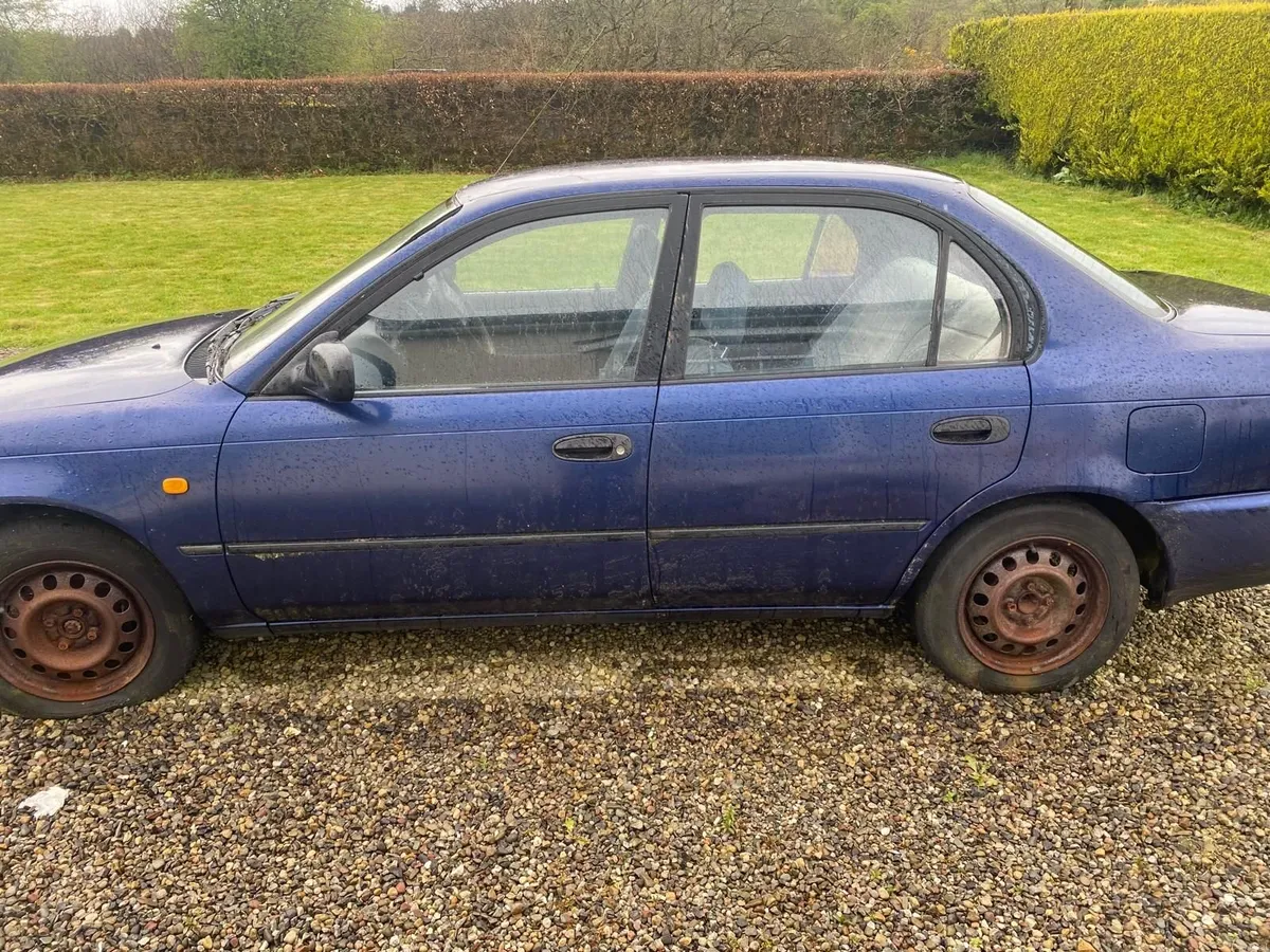 Toyota Corolla 1997 - Image 3
