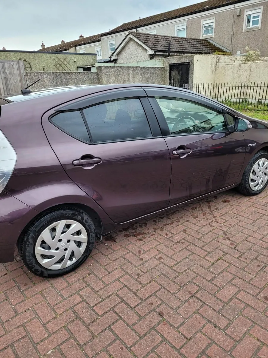 Toyota Aqua 2014 - Image 1