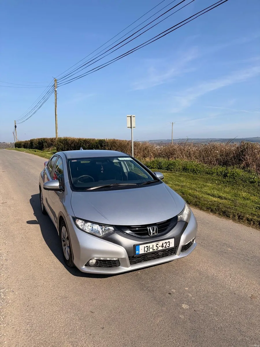 Honda Civic 2013 - Image 3