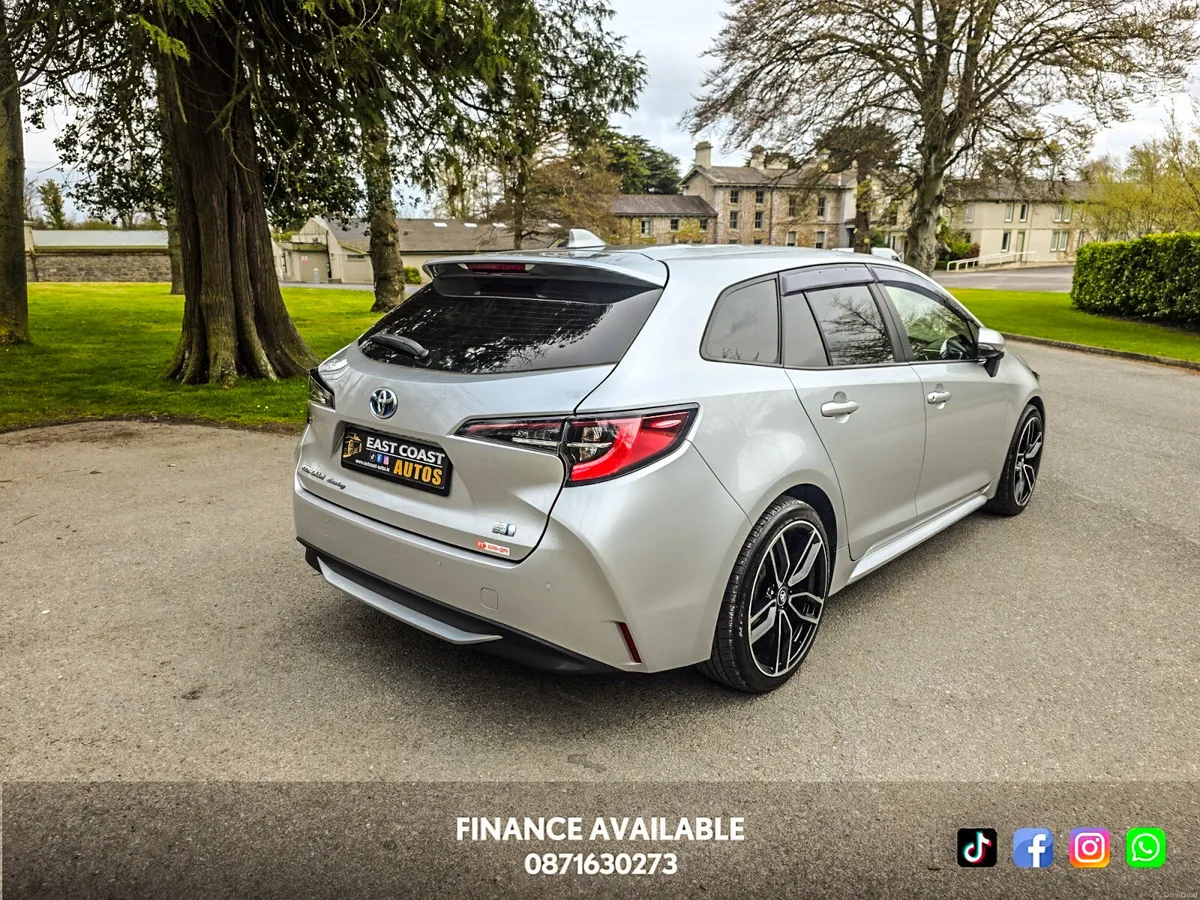 2020 Toyota Corolla Touring Estate 1.8 Hybrid Auto - Image 3