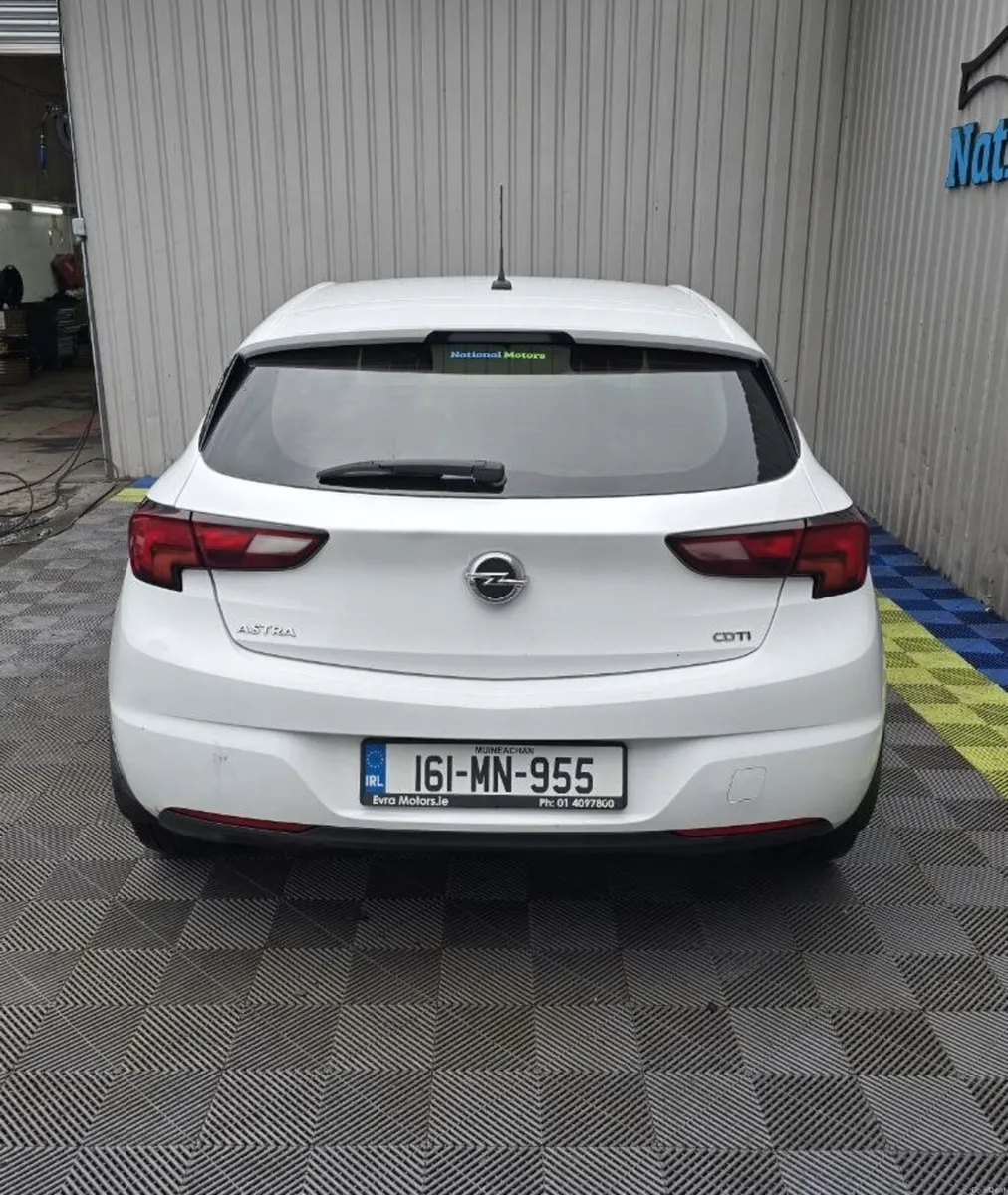 2016 Opel Astra 1.6CDTi 110PHP SC - Image 4