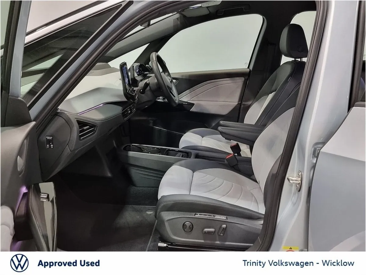 Volkswagen ID.3 ** HUGE SPEC ** PA PRO ** 58KWH ** - Image 4