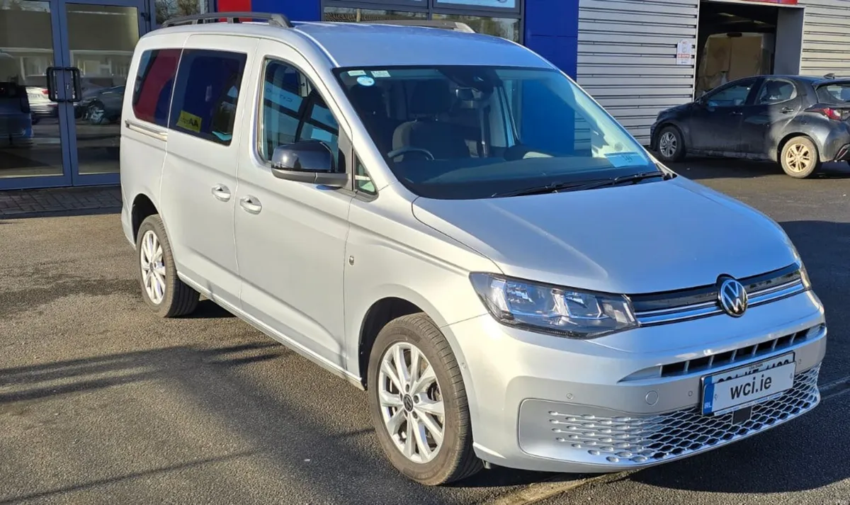 Wheelchair Taxi VW Caddy - Image 3