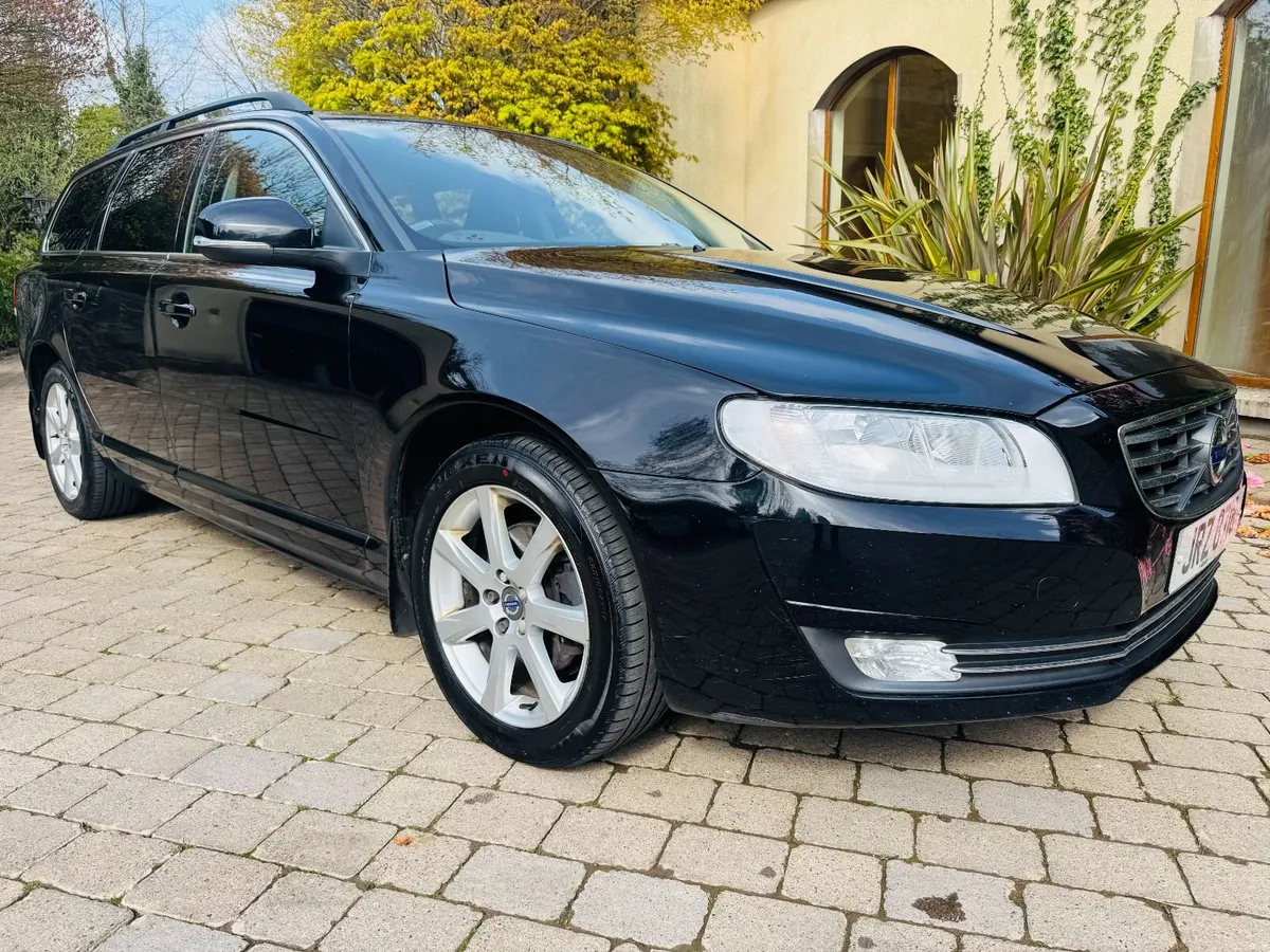 2016 Mdl Volvo V70 D3 SE LUX NI LOW VRT - Image 2