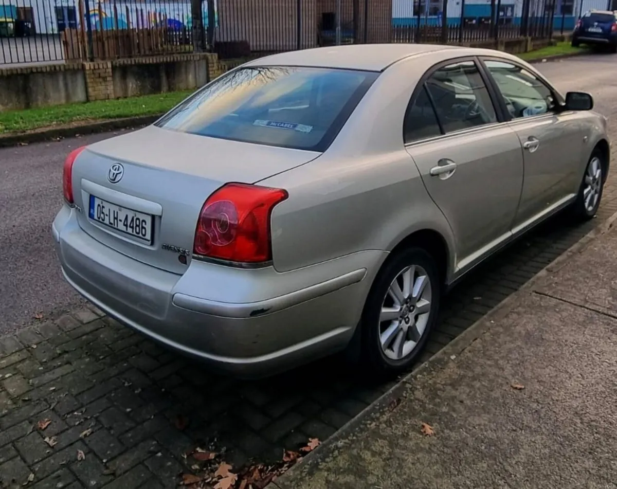 Toyota Avensis 2005 - Image 4