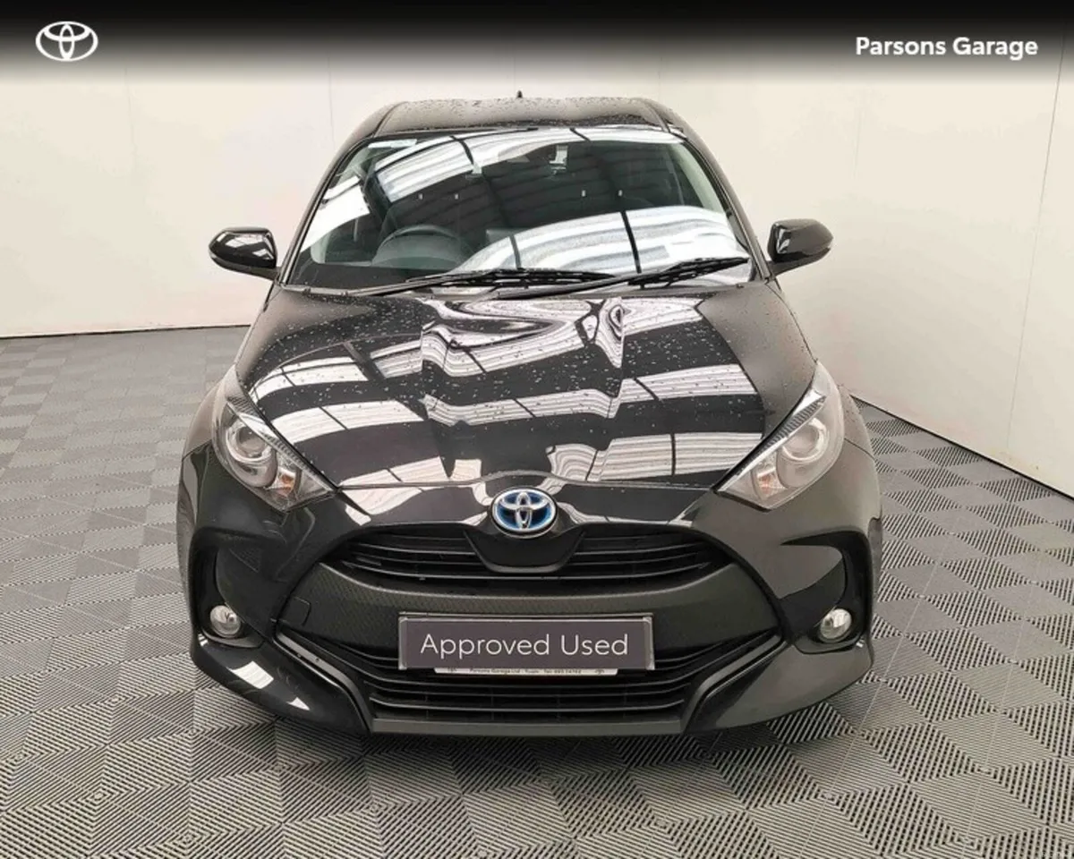 Toyota Yaris 1.5 HYBRID LUNA 4DR AUTO - Image 5