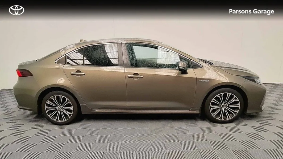 Toyota Corolla COROLLA HYB LUNA SPORT SA - Image 3
