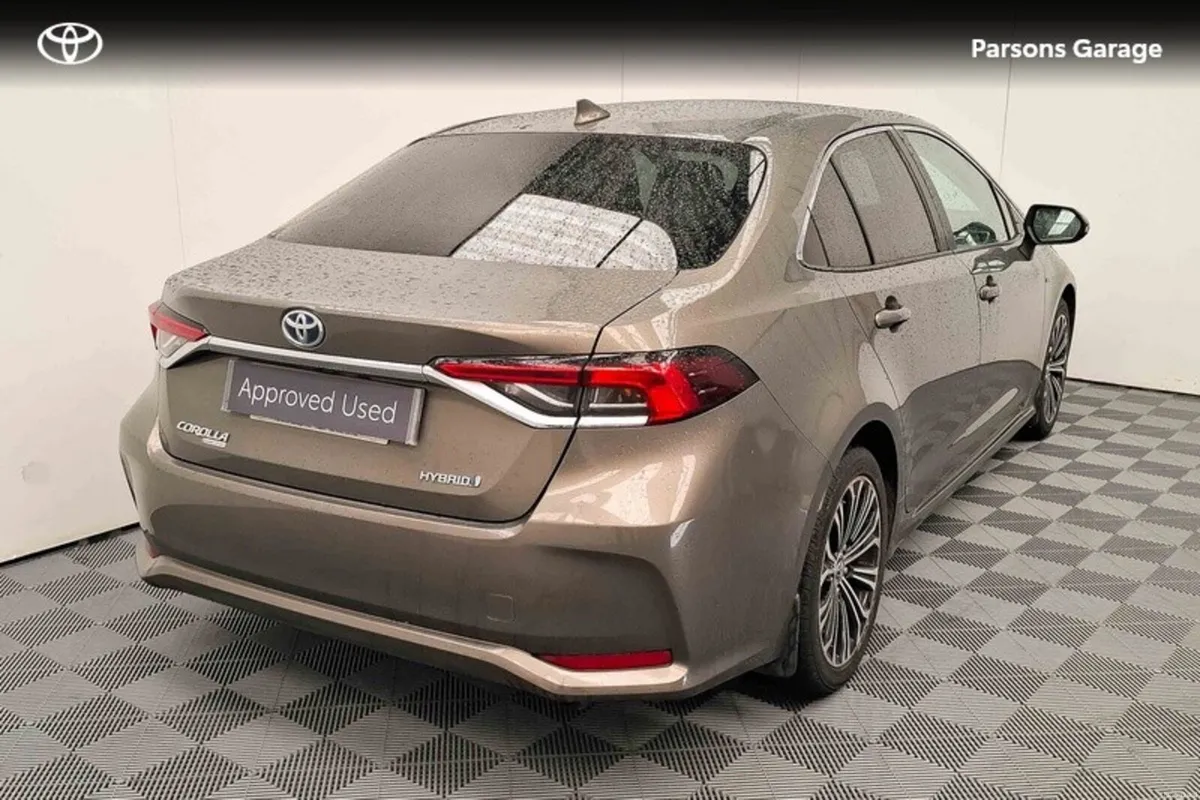 Toyota Corolla COROLLA HYB LUNA SPORT SA - Image 2