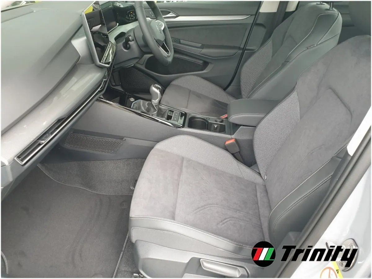 Volkswagen Golf ** NEW MODEL GOLF ** AVAILABLE TO - Image 4