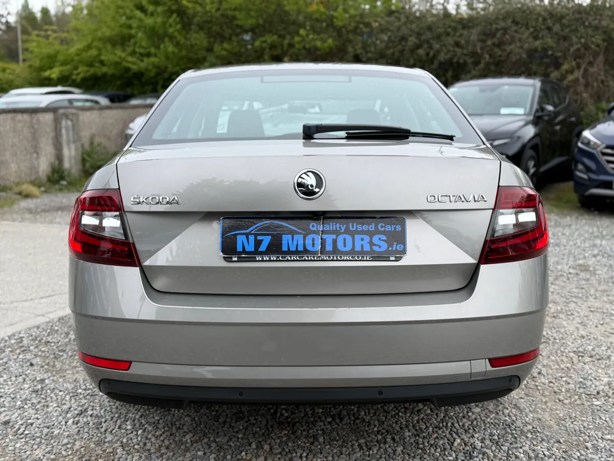 2017 Skoda Octavia AMBITION 1.6 TDI - Image 4