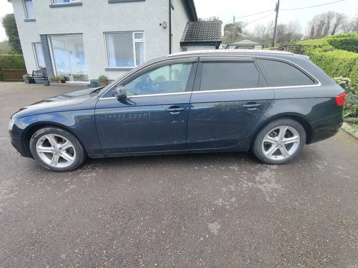 Audi A4 Estate 2.0T - Image 2