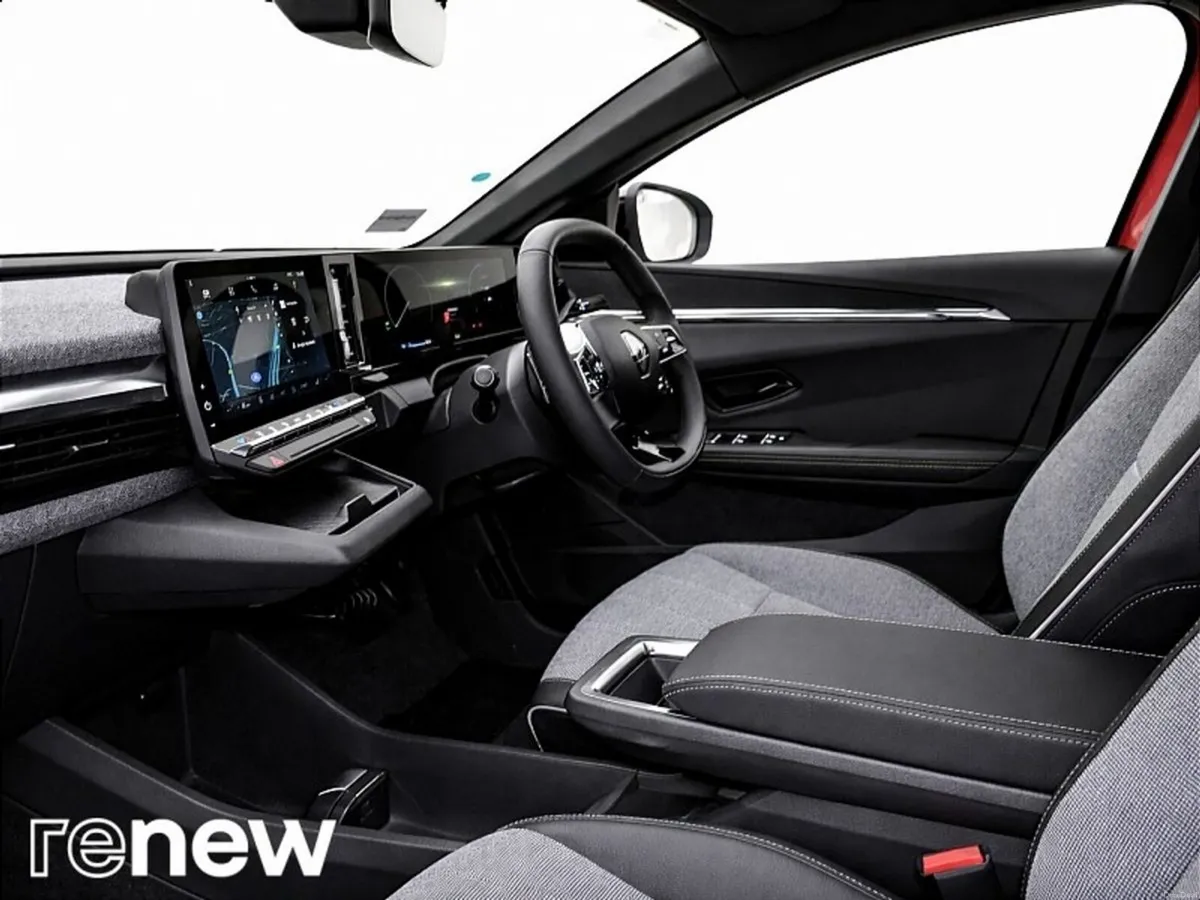 Renault Megane E-Tech Techno EV60 220hp - Image 5