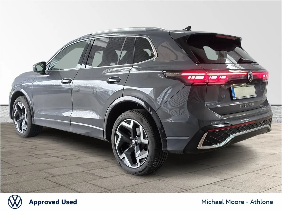Volkswagen Tiguan 2.0 TDI 150BHP Life DSG (SunRoof - Image 3