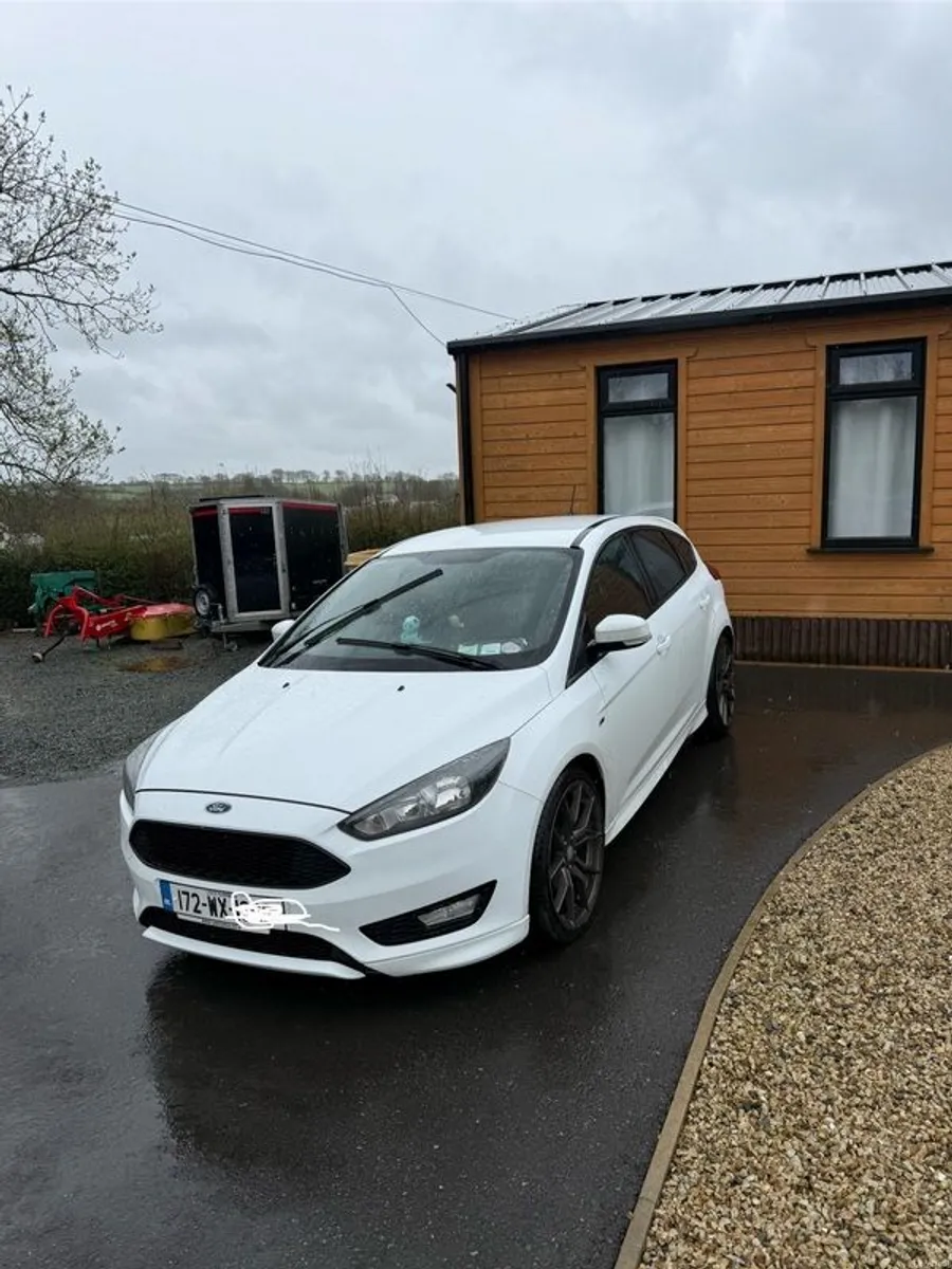 2017 Ford Focus - Image 1