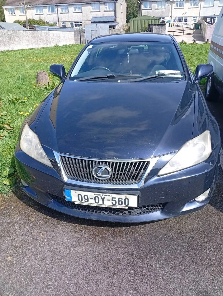 09 Lexus - Image 1