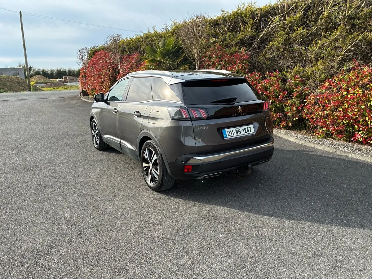 2021 Peugeot 3008 - Image 3