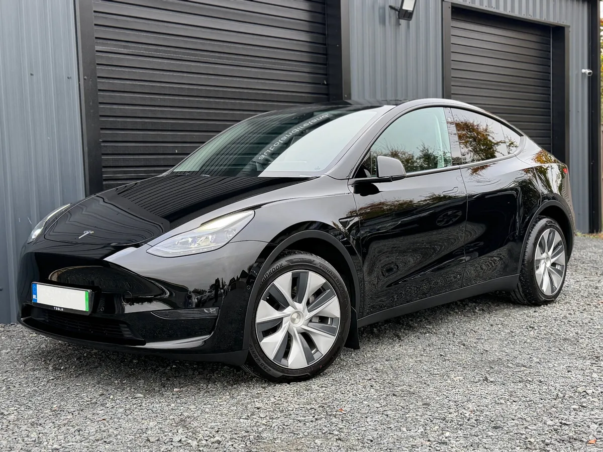 Tesla Model Y 2023 Long Range - Image 1